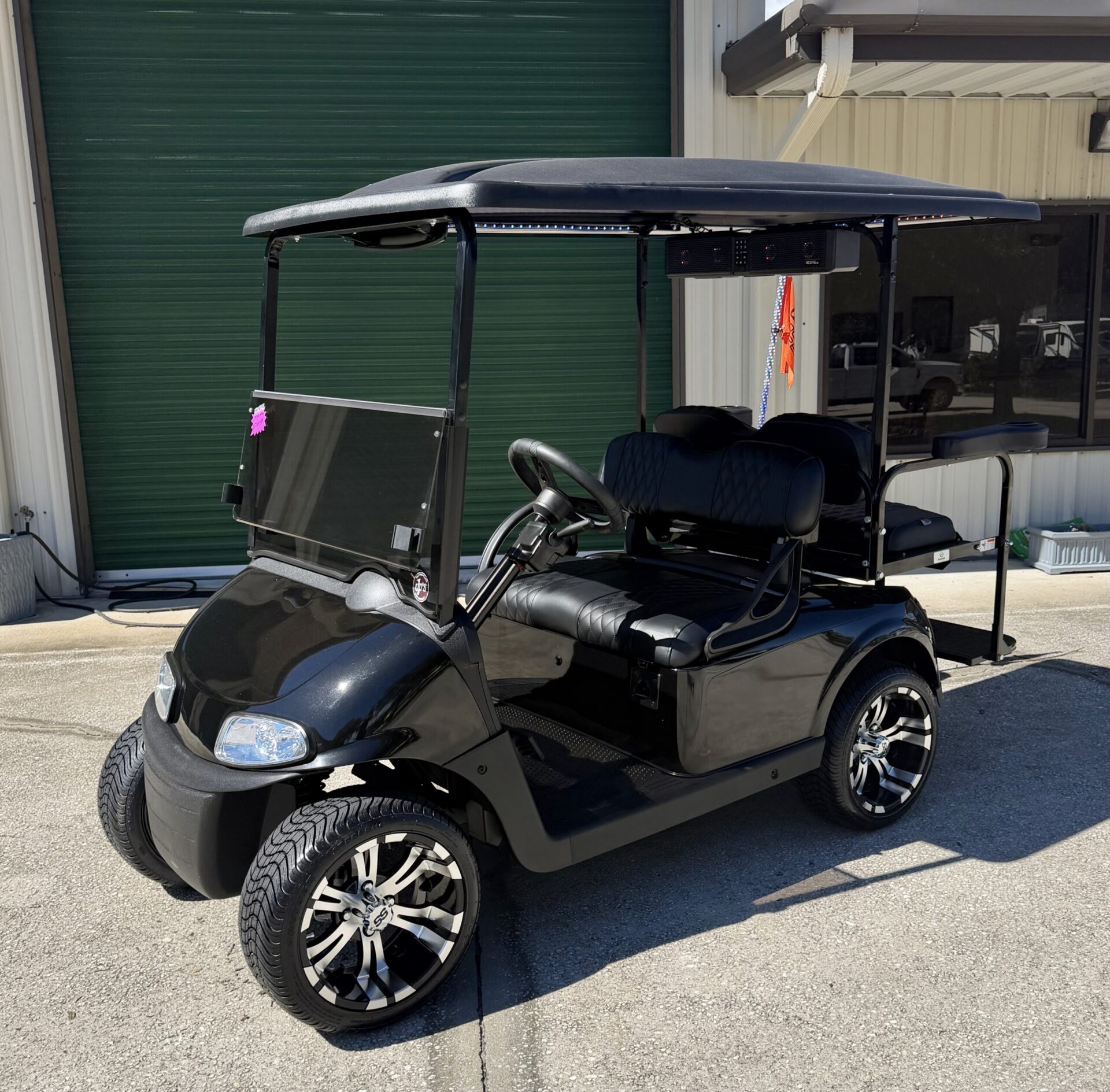 2020 E-Z-GO RXV