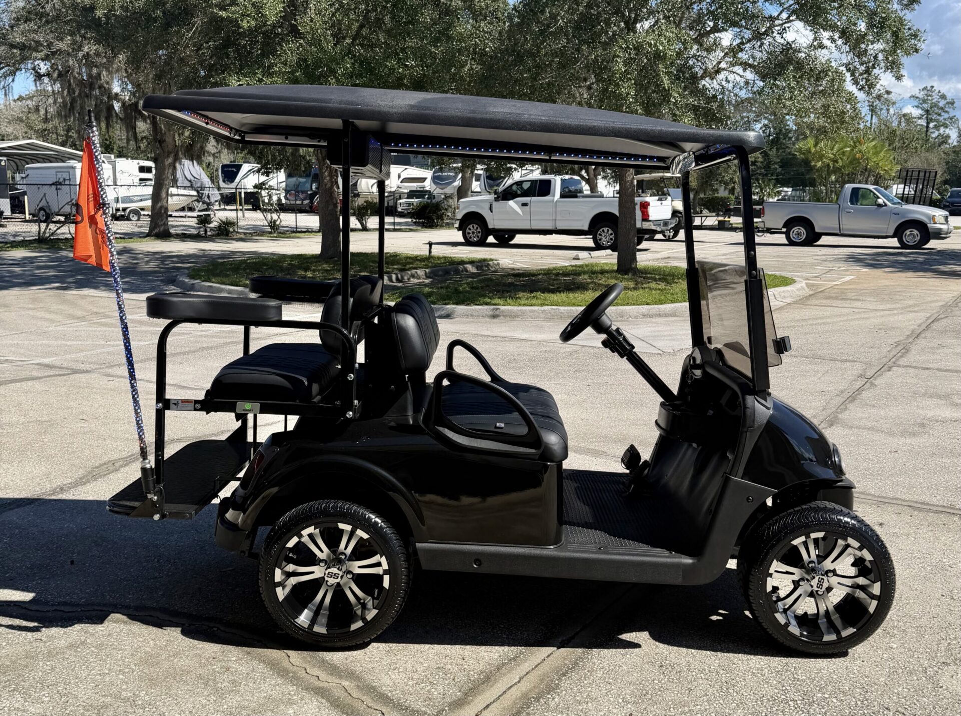 2020 E-Z-GO RXV