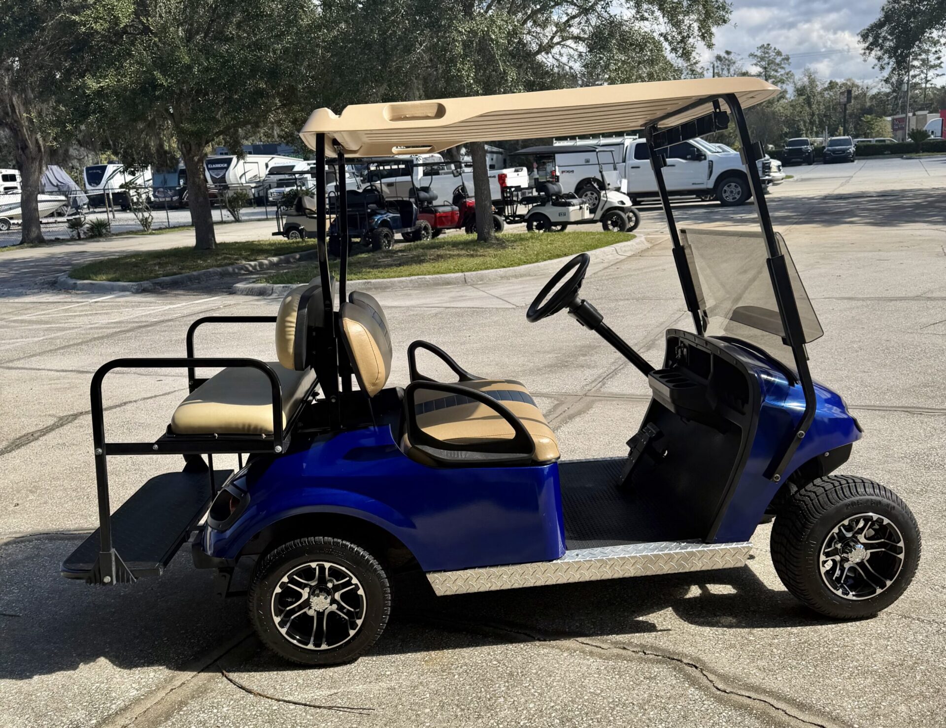 2014 E-Z-GO TXT