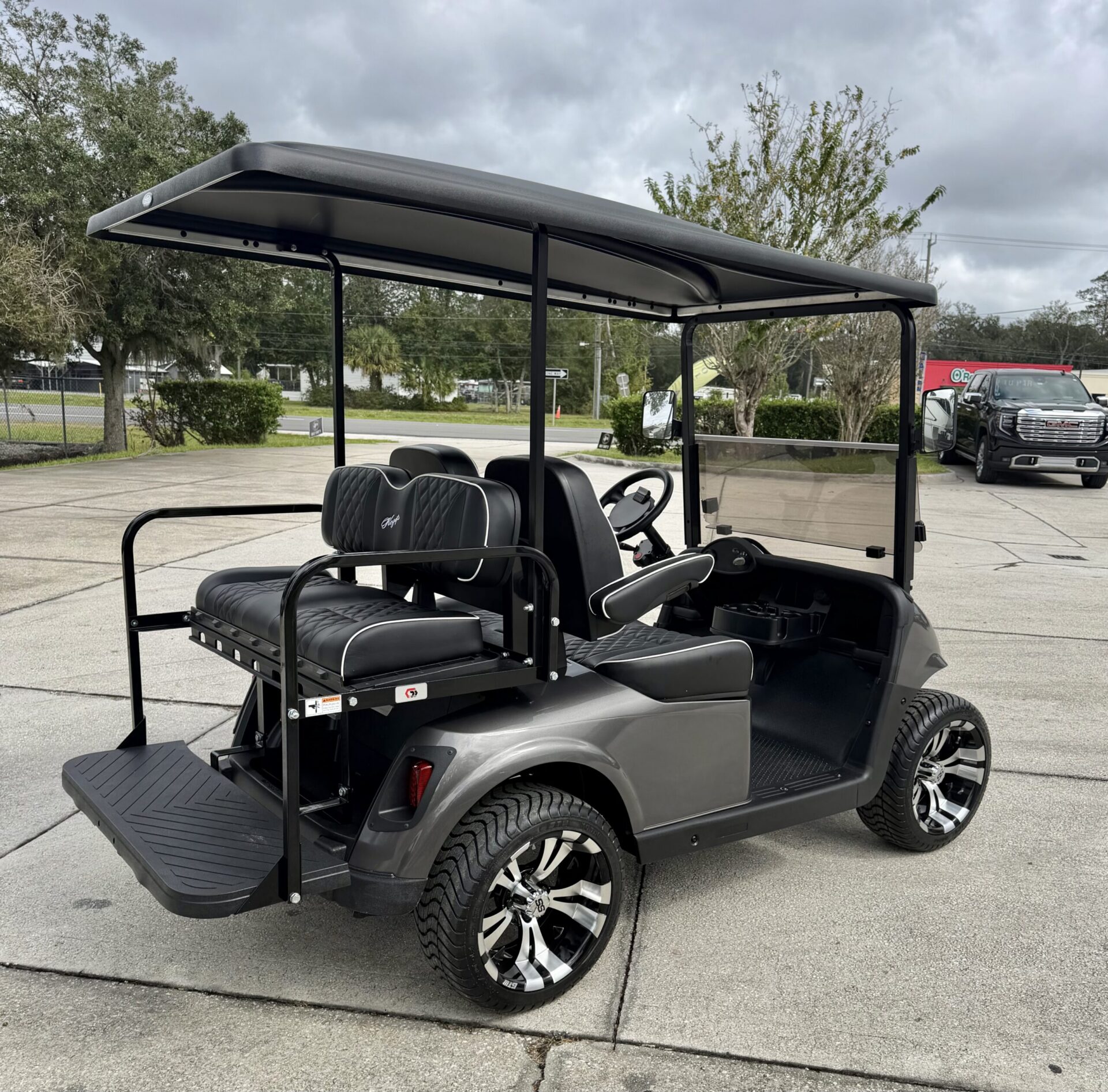 2020 E-Z-GO RXV 2 Freedom Elite Lithium