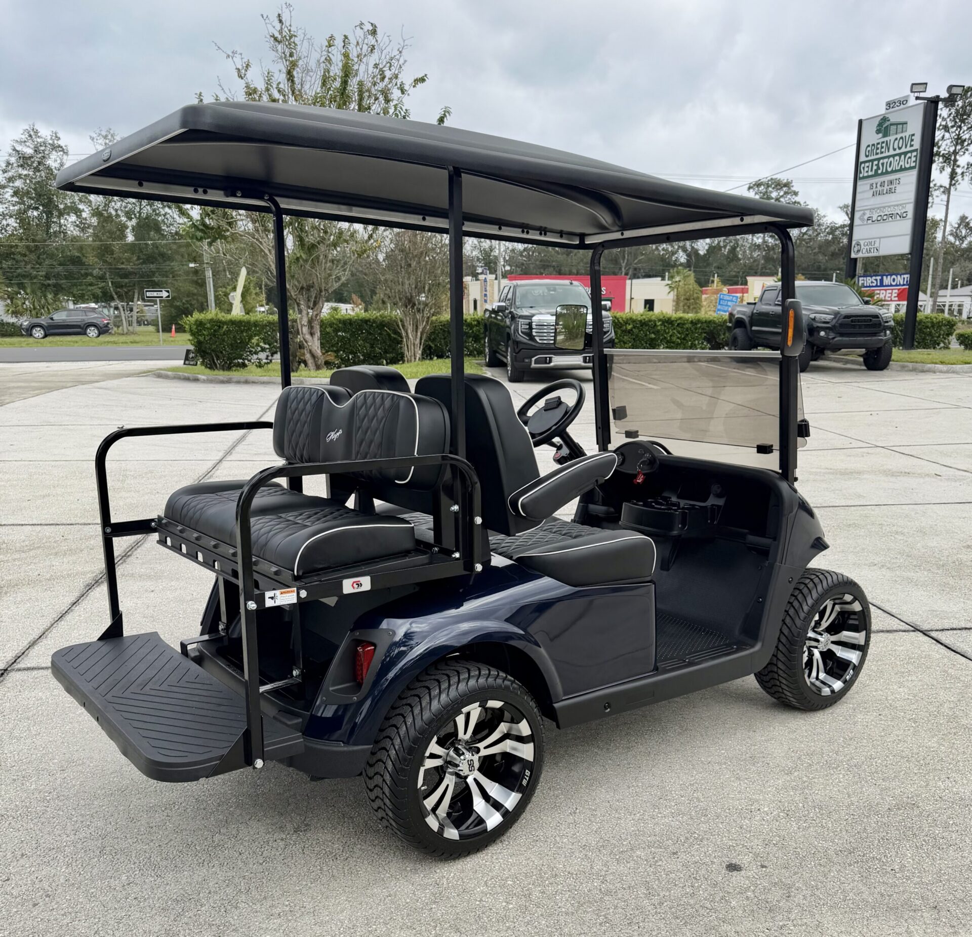 2020 E-Z-GO RXV 2 Freedom Elite Lithium